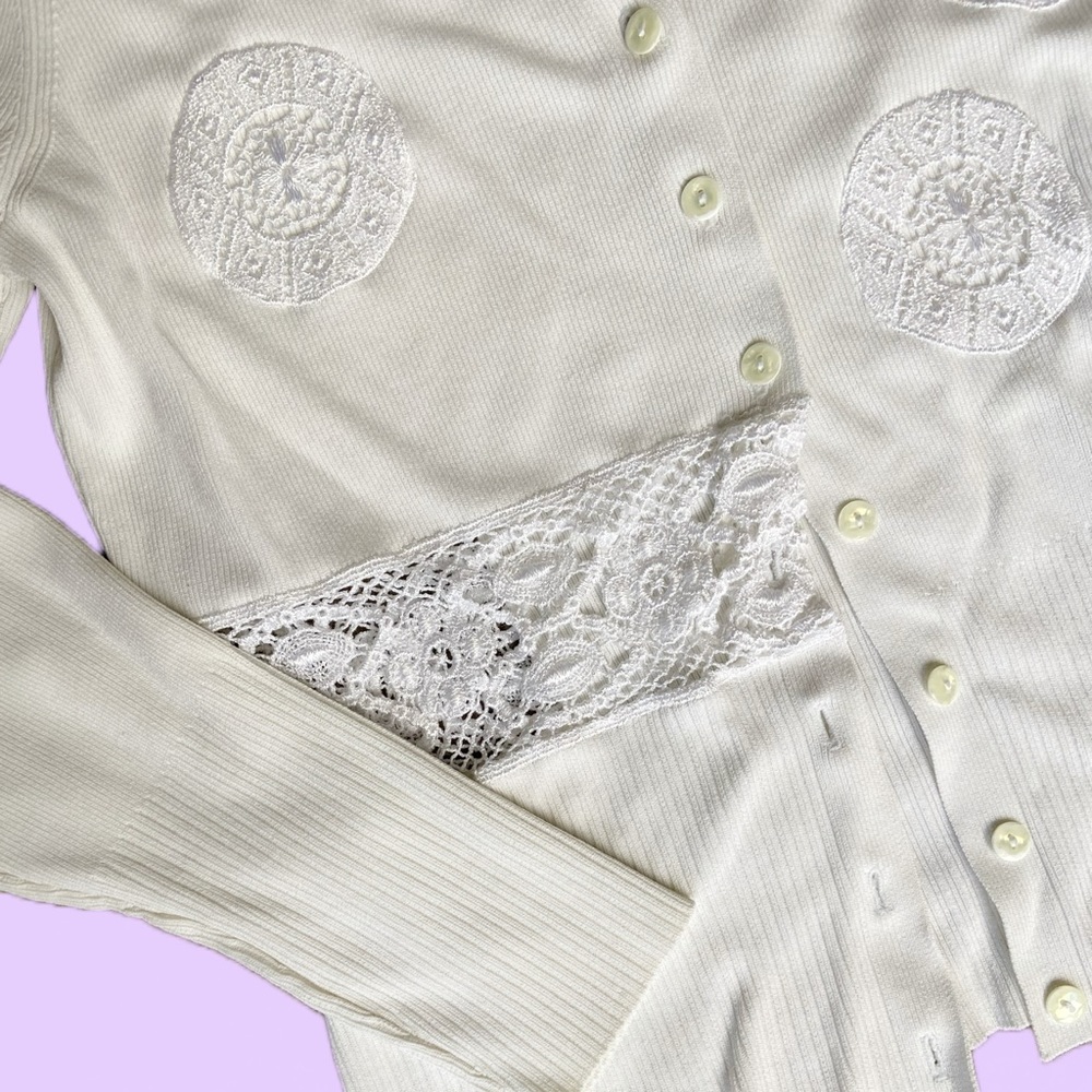 Vintage Y2K Venini Petite White Crochet Cardigain 🔥